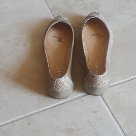 Shoes - Picture 3 of 3